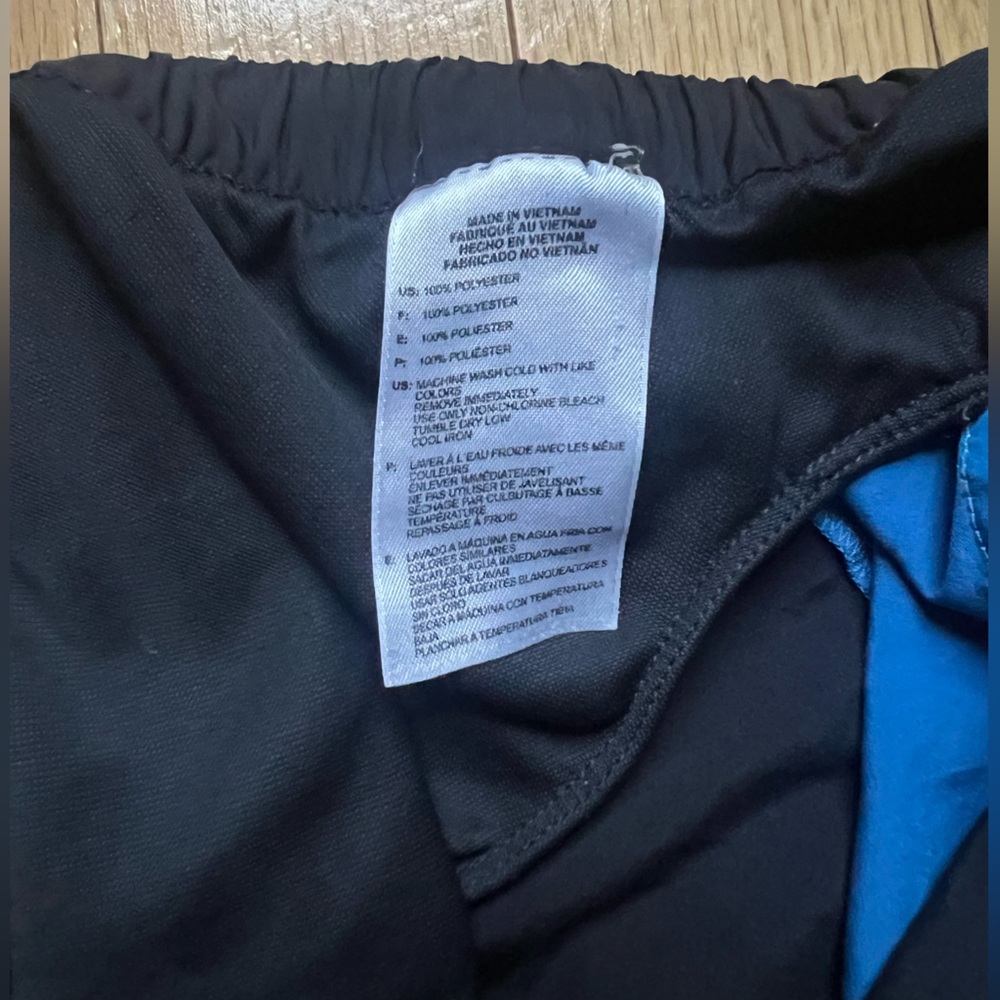 ADIDAS RUNNING SHORTS - Picture 3 of 3